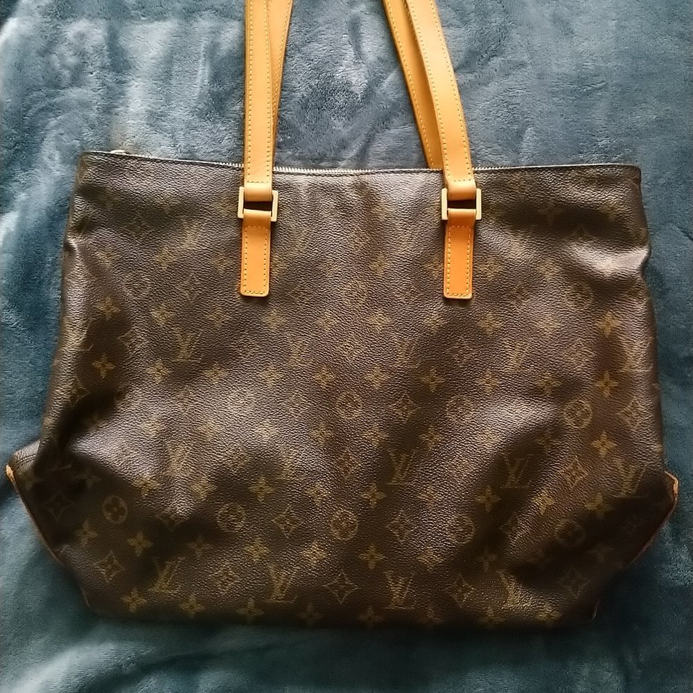Authentic Louis Vuitton Cabas Mezzo